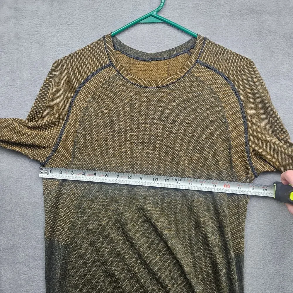 Lululemon Men's Activewear Long Sleeve Tee Shirt Size Medium‎